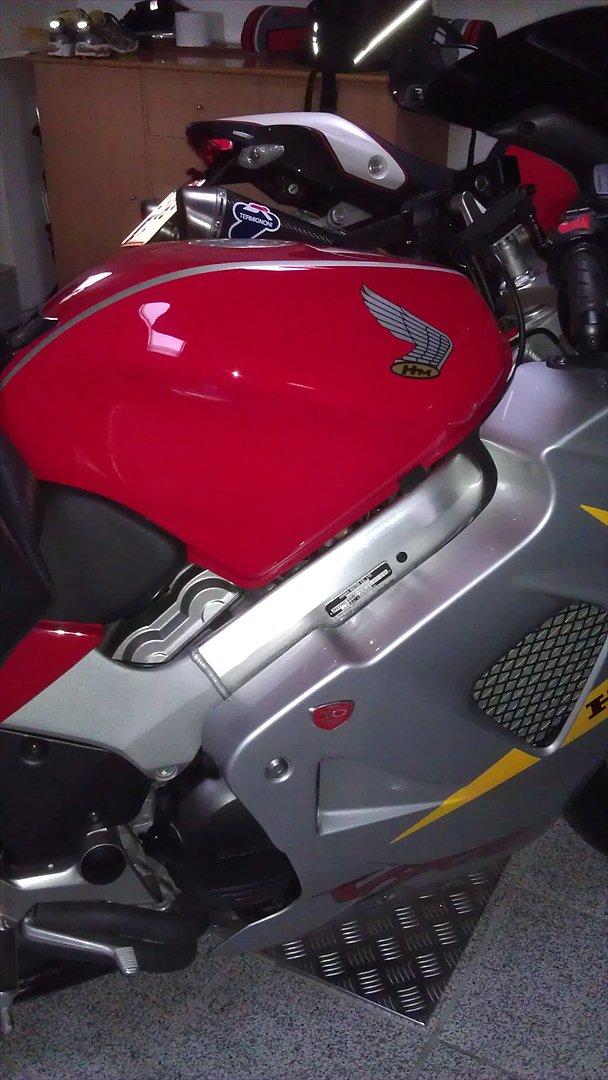 Honda VFR 800 RC 46-1 billede 5