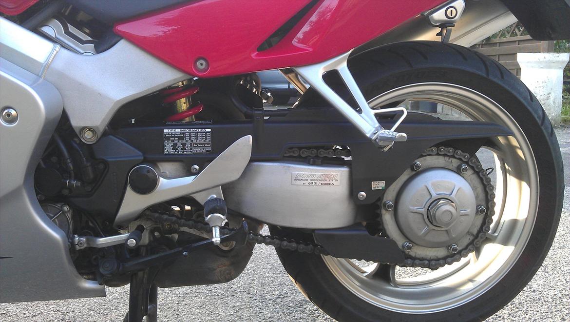 Honda VFR 800 RC 46-1 billede 8