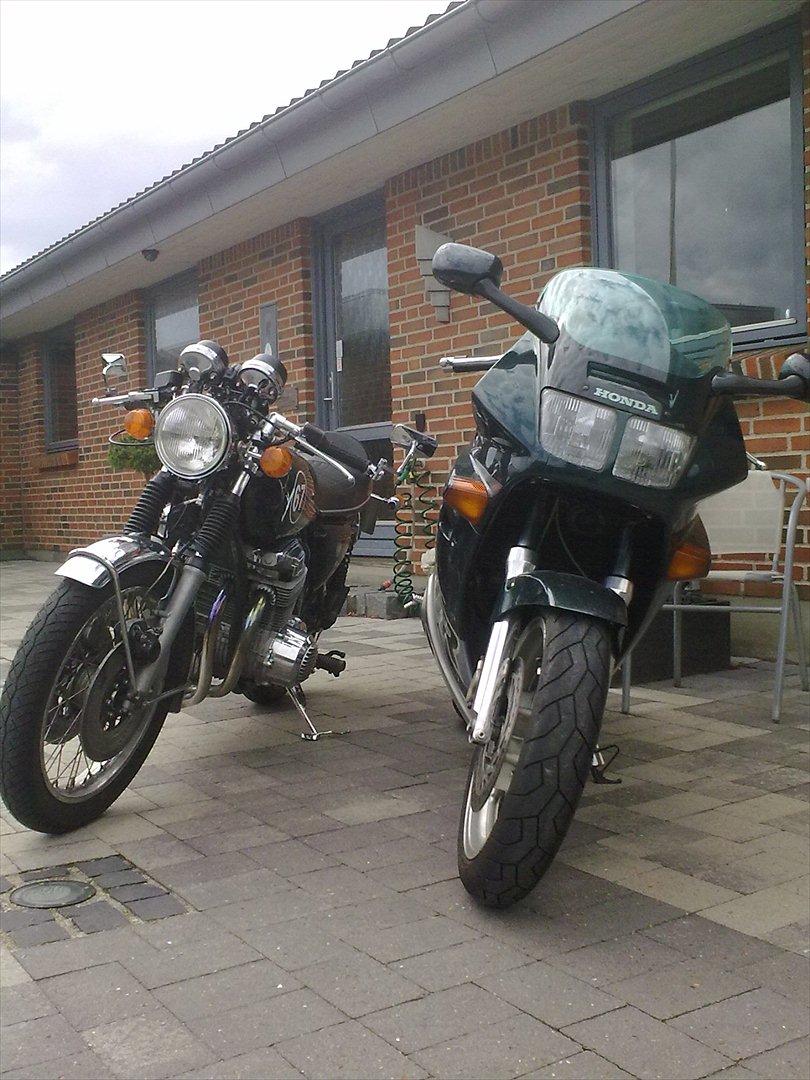 Honda CB 750 Cafe racer - Side om side cb+vfr billede 5