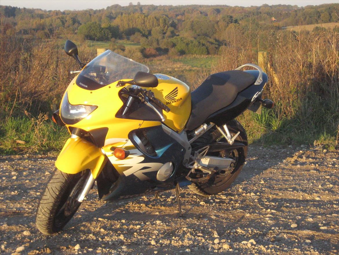 Honda CBR 600 F4 billede 4