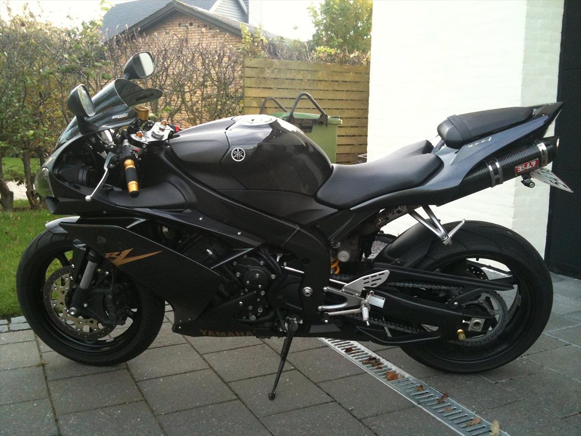 Yamaha YZFR1 billede 2