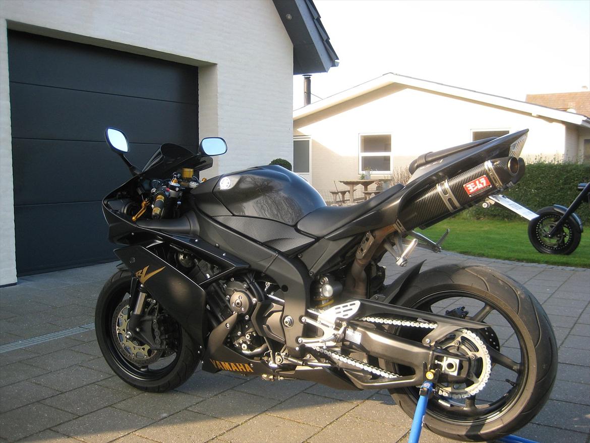 Yamaha YZFR1 billede 4