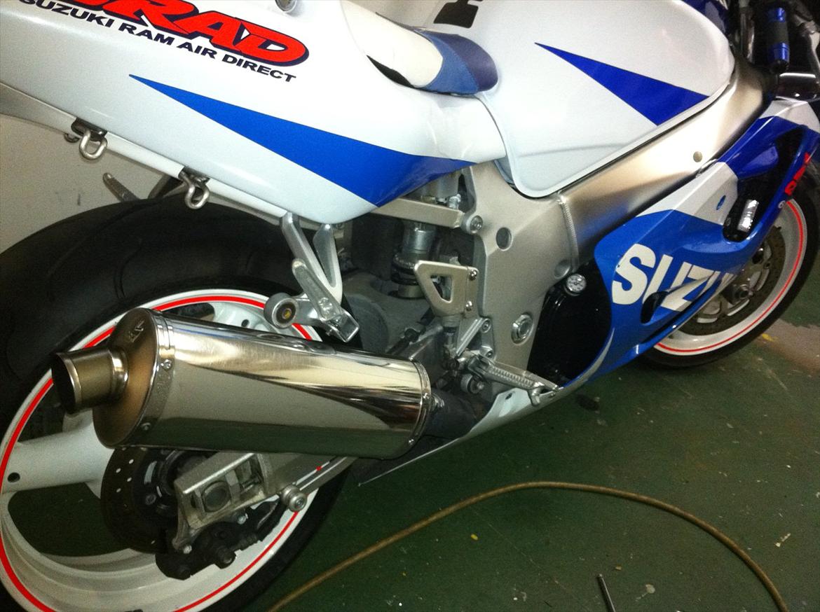 Suzuki GsxR 600 billede 6