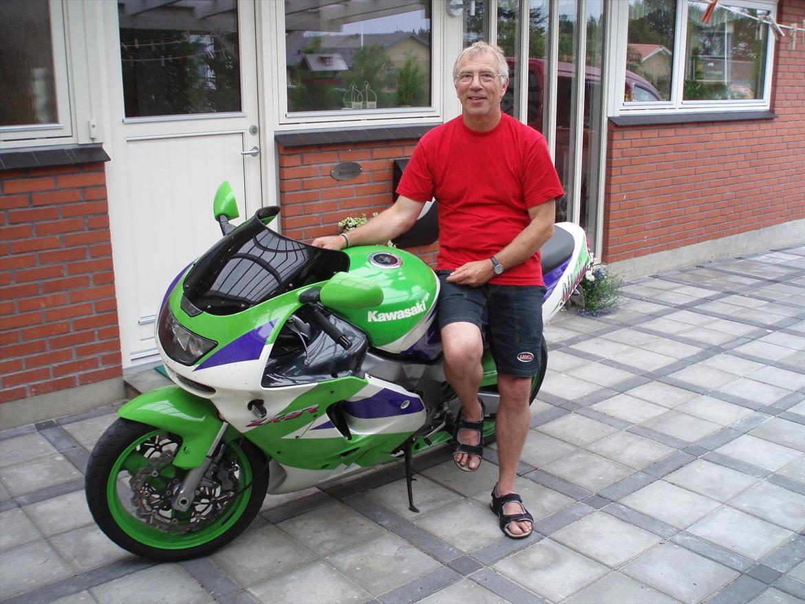 Kawasaki Ninja ZX9R billede 1