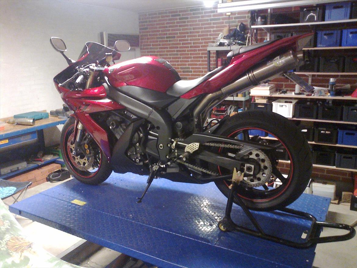 Yamaha YZF R1 billede 3