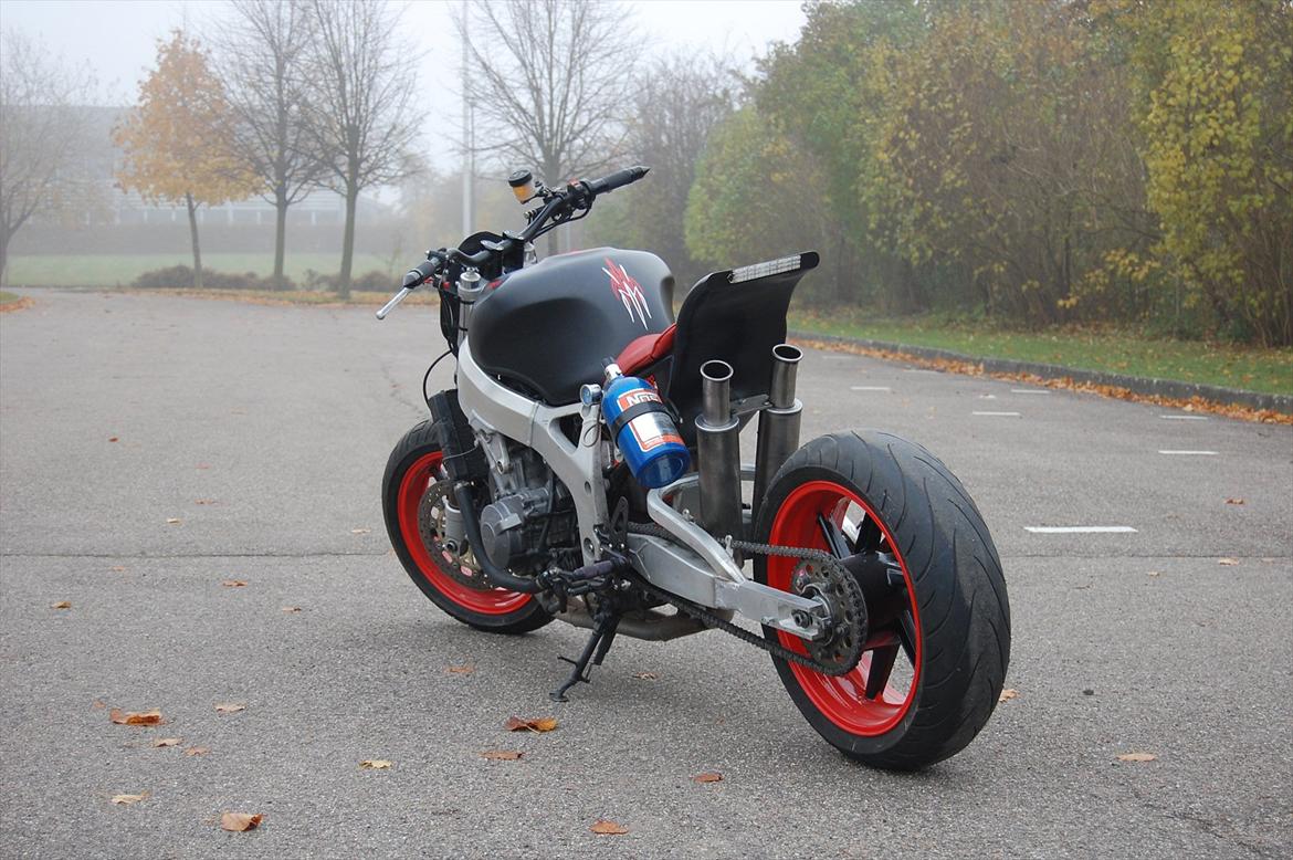 Honda CBR 900 Streetfighter billede 6