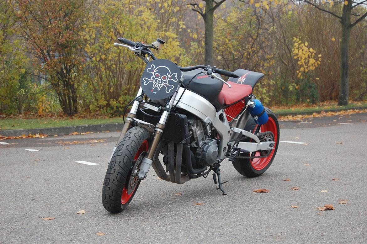 Honda CBR 900 Streetfighter billede 7