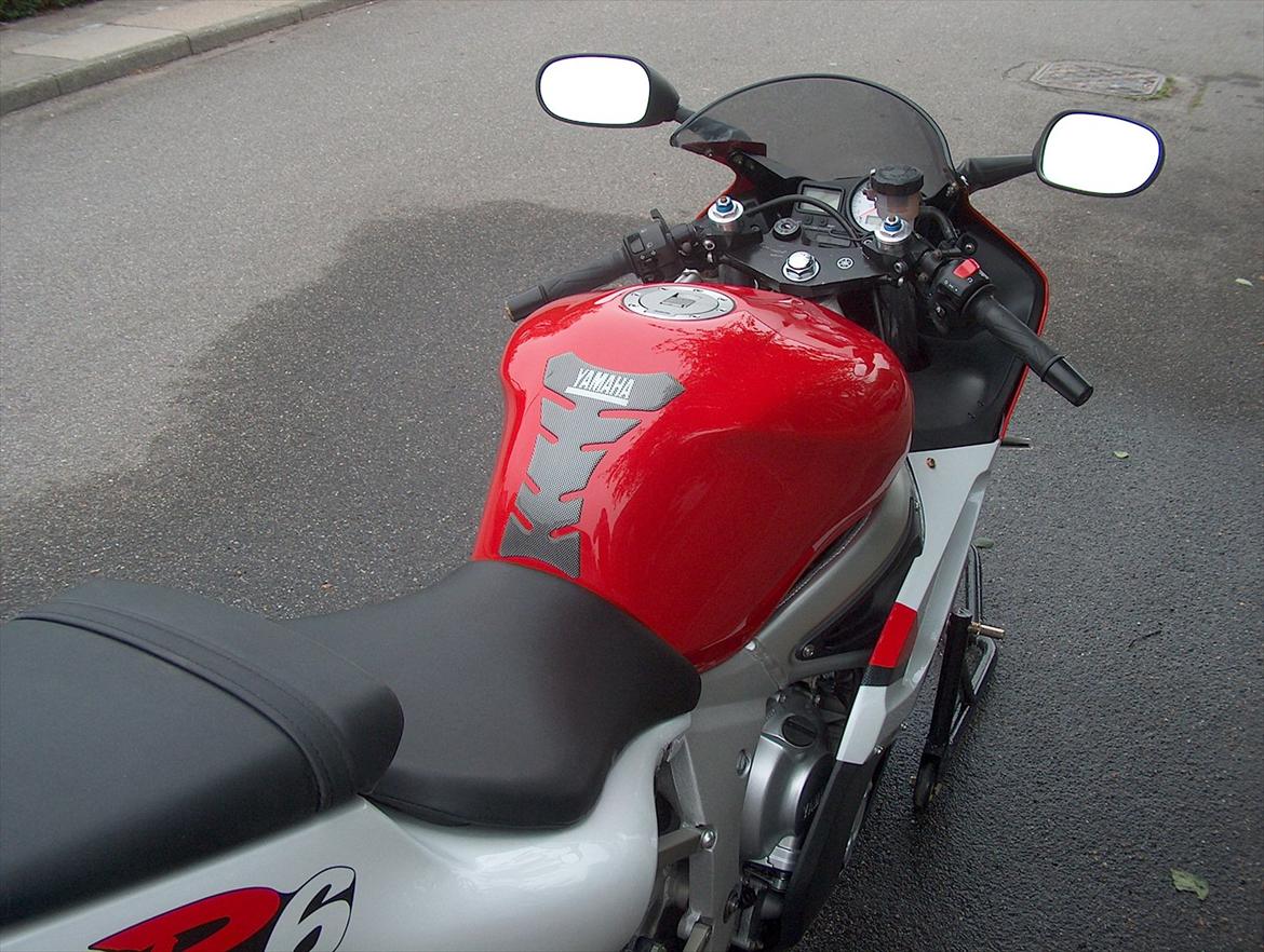 Yamaha YZF R6 billede 3