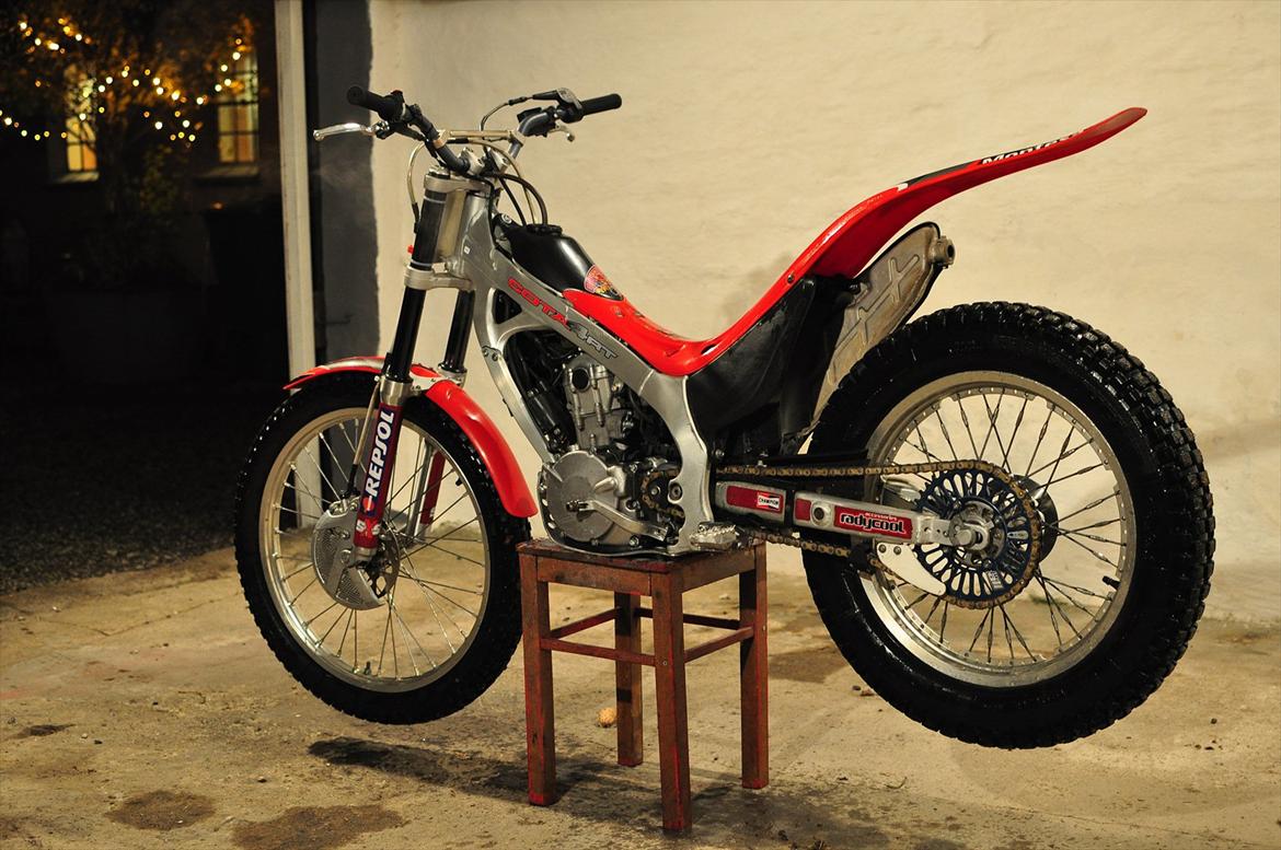 Honda Montesa Cota 4RT (Solgt) billede 8