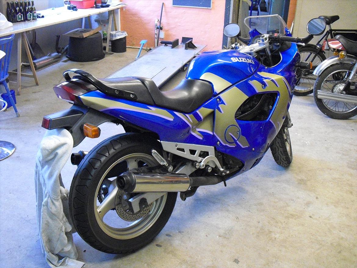 Suzuki gsx 600 f SOLGT billede 11