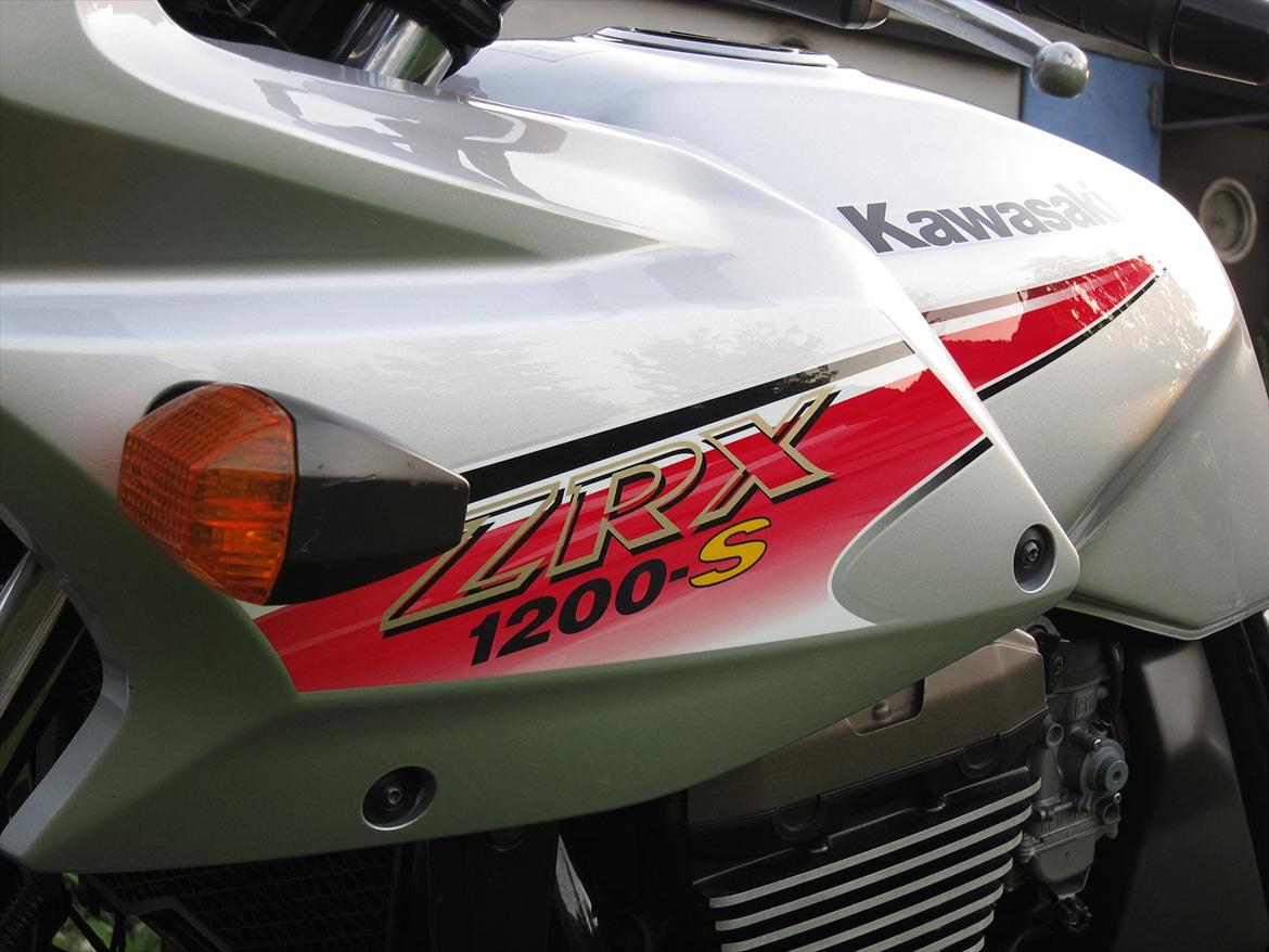 Kawasaki ZRX1200S billede 4