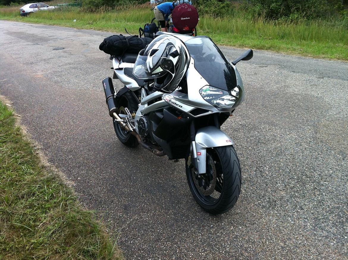 Aprilia SL1000 solgt billede 8