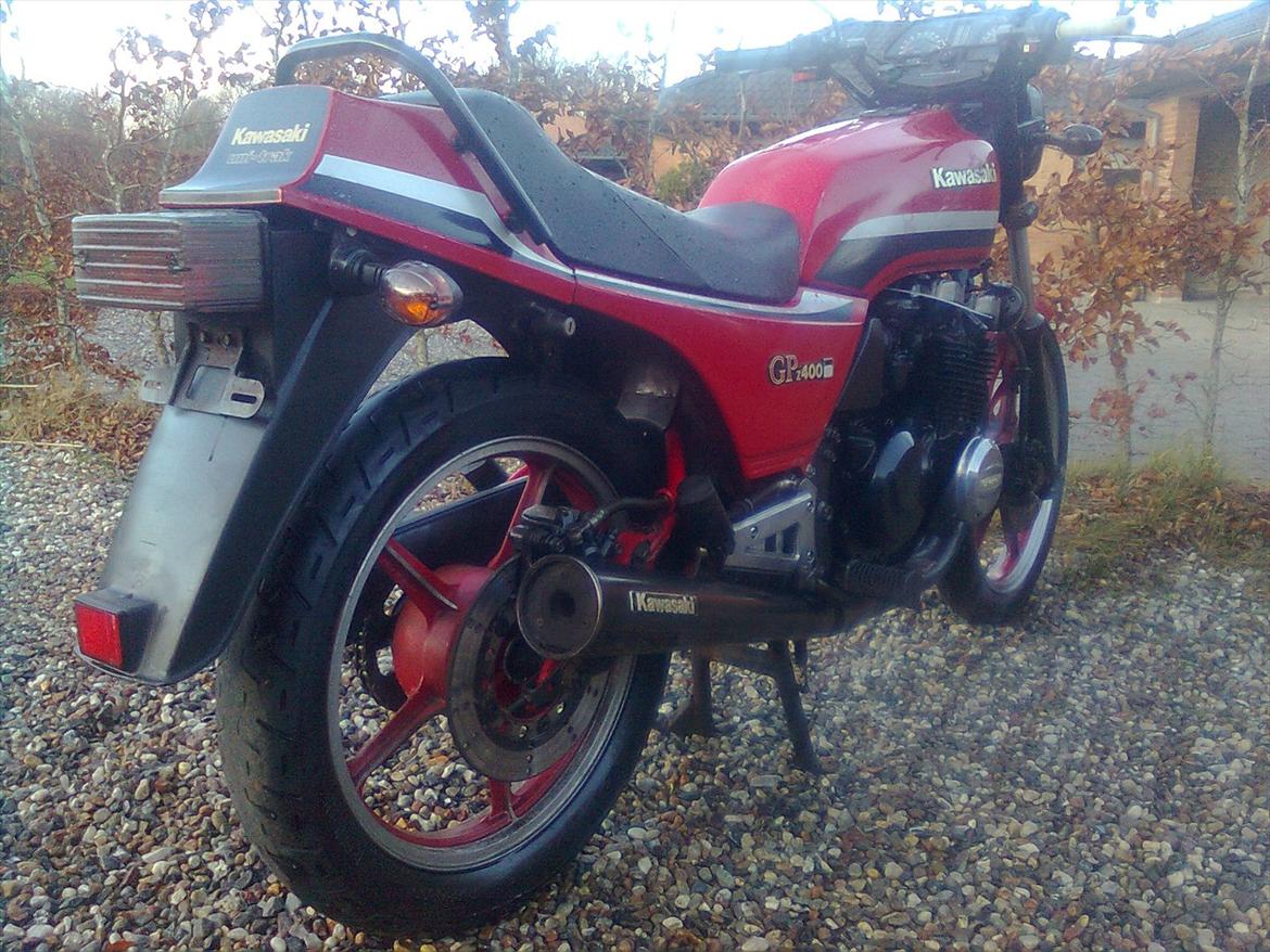 Kawasaki GPZ 400 solgt billede 1
