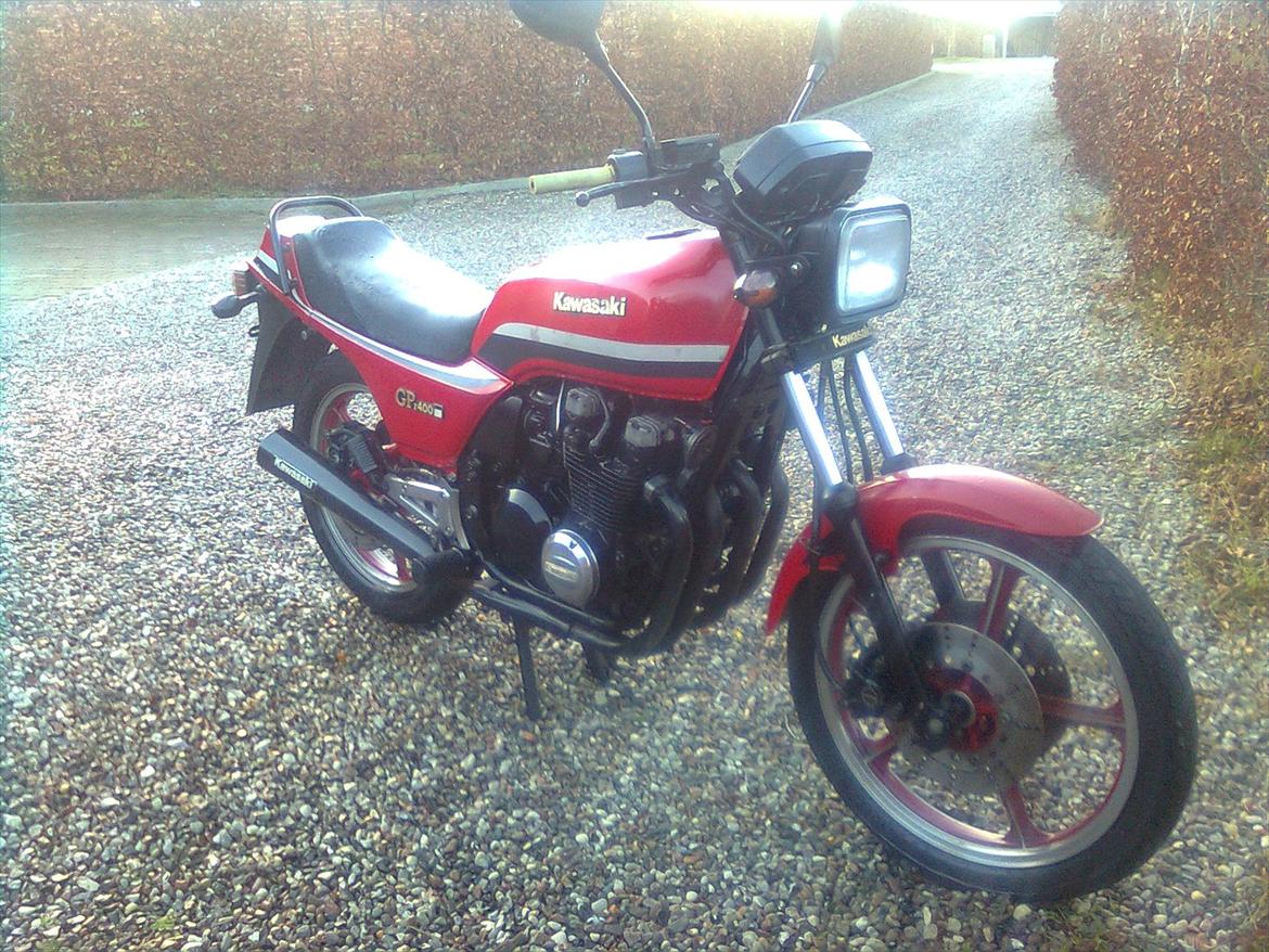 Kawasaki GPZ 400 solgt billede 2