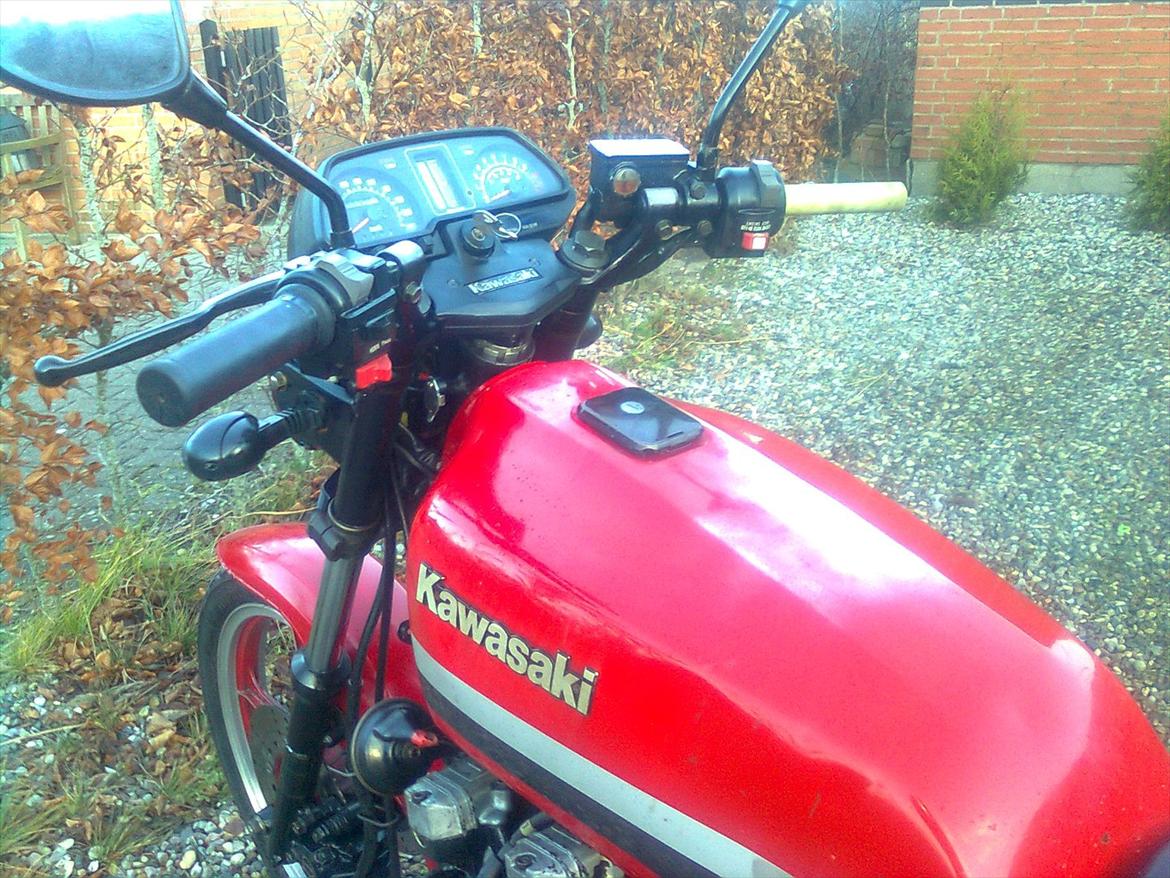 Kawasaki GPZ 400 solgt billede 8