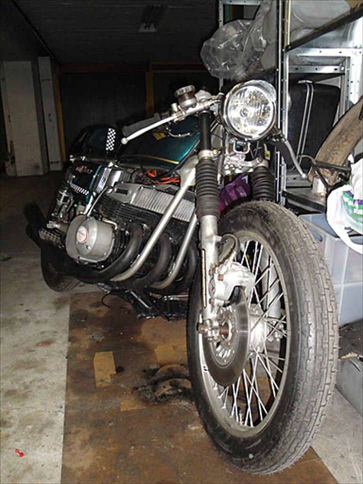 Suzuki GT380  [Tidl. motorcykel] billede 8