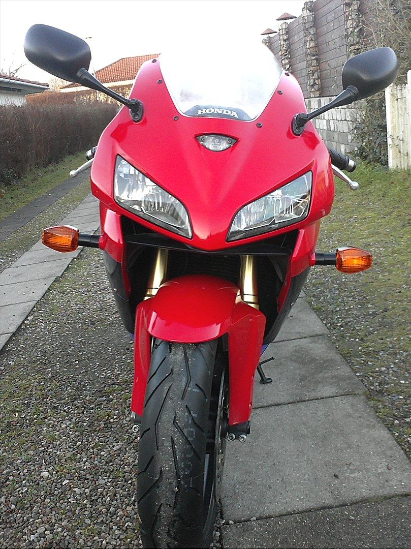 Honda Cbr 600 RR (Solgt) billede 4