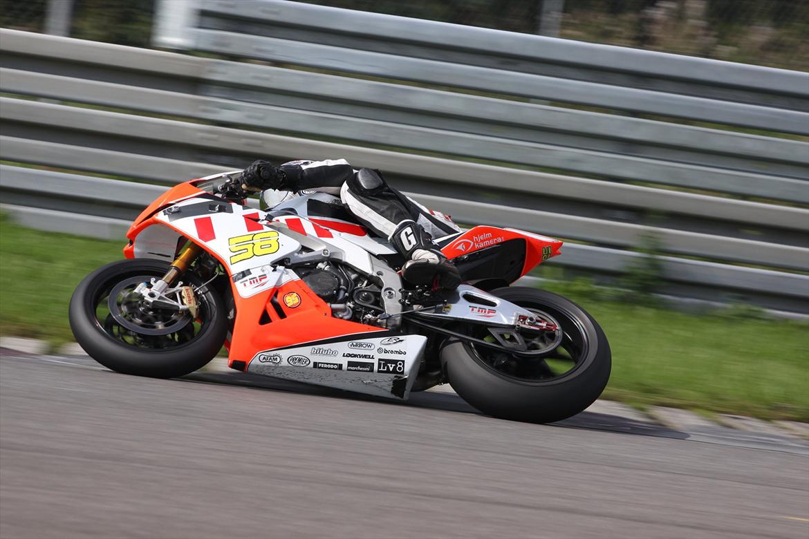 Aprilia A-RSV4 Factory APRC SE - Solgt billede 1