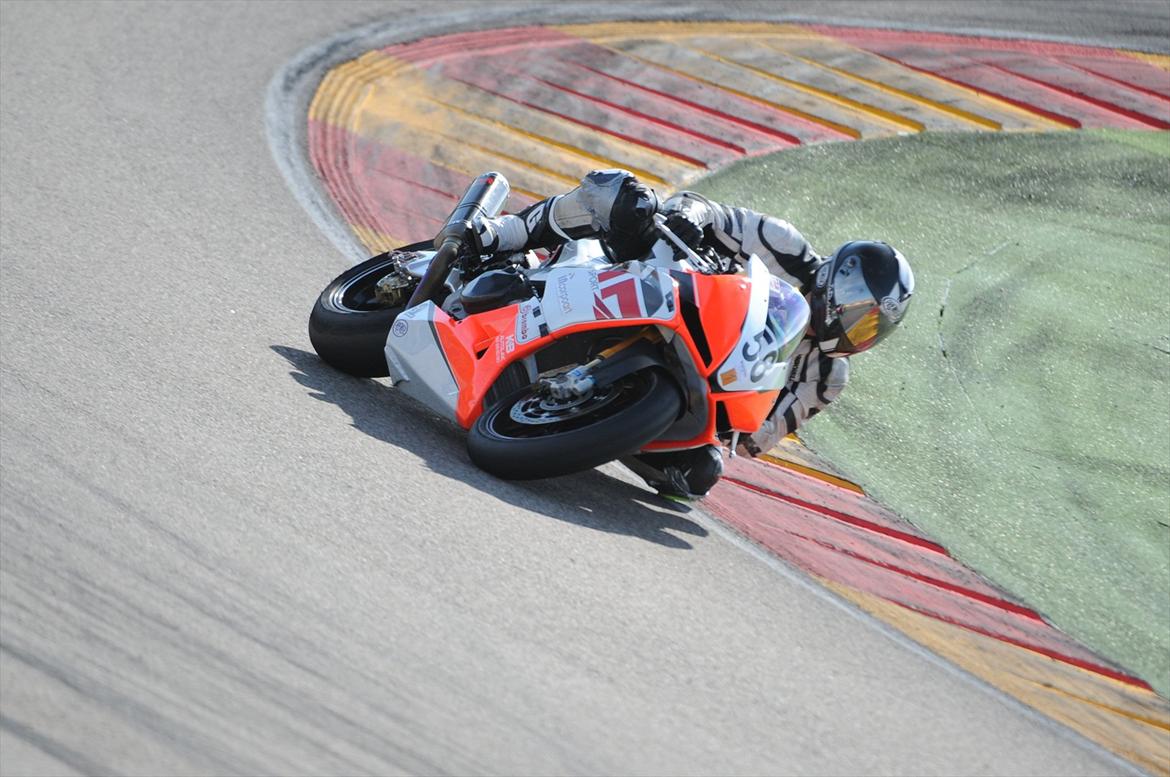 Aprilia A-RSV4 Factory APRC SE - Solgt billede 4