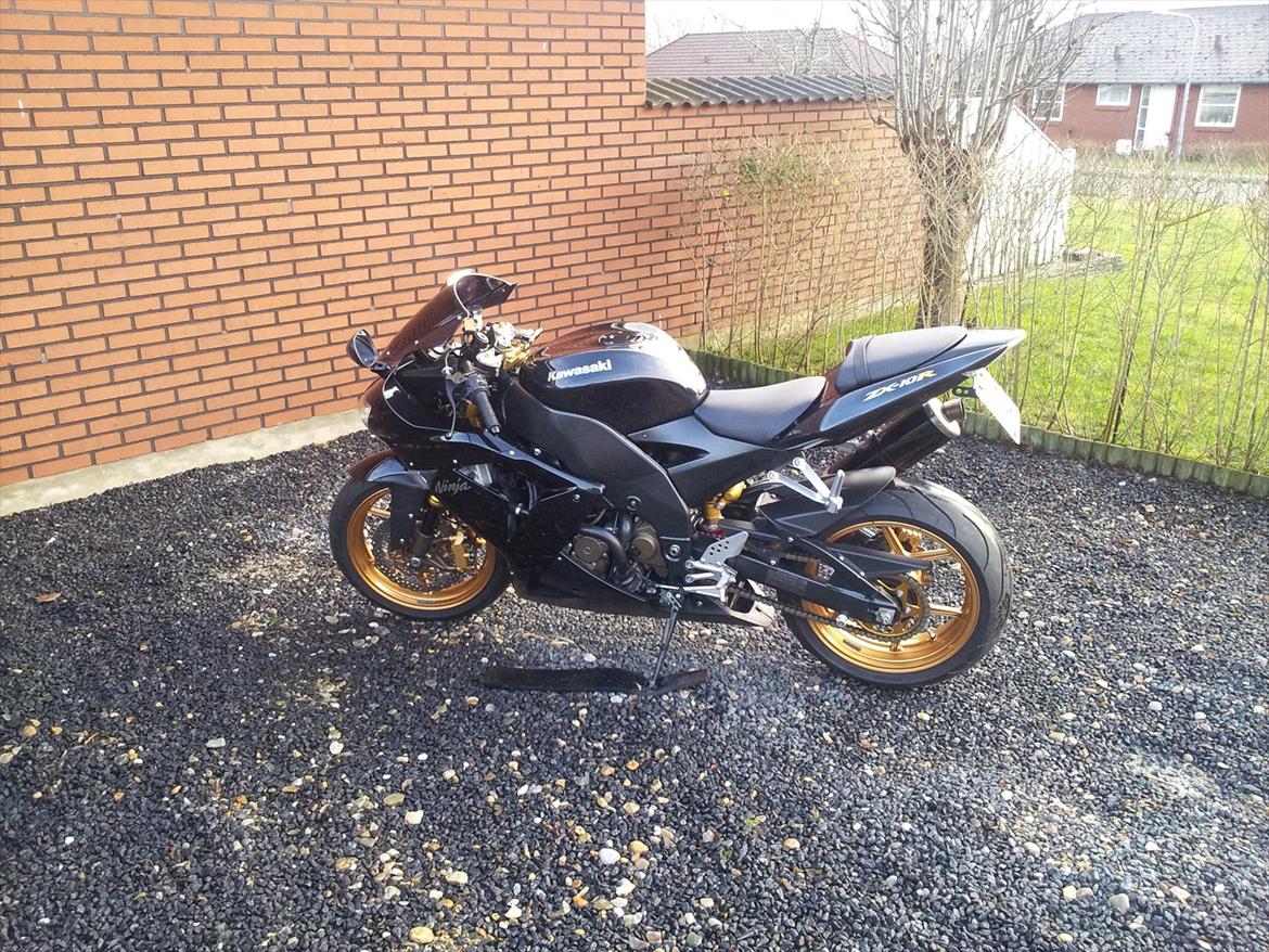 Kawasaki ZX10R billede 2