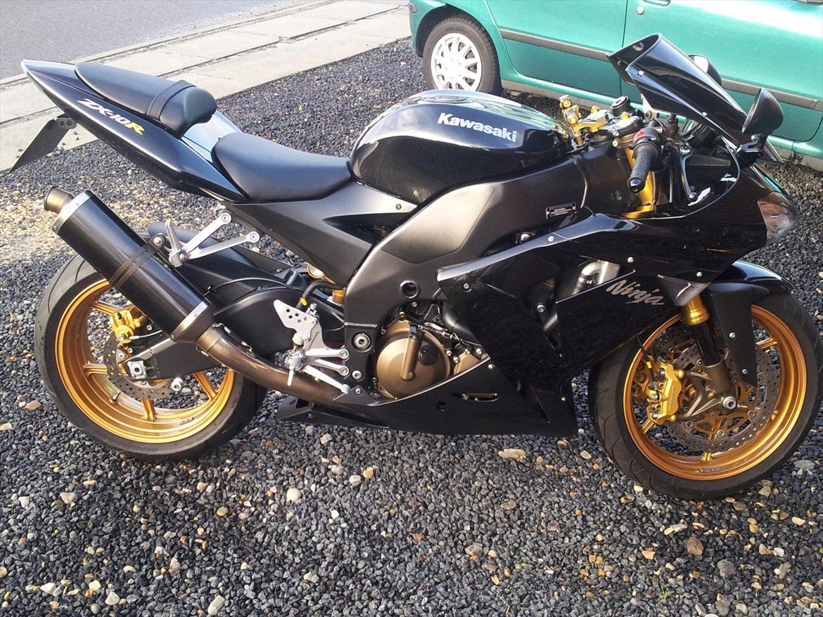 Kawasaki ZX10R billede 4