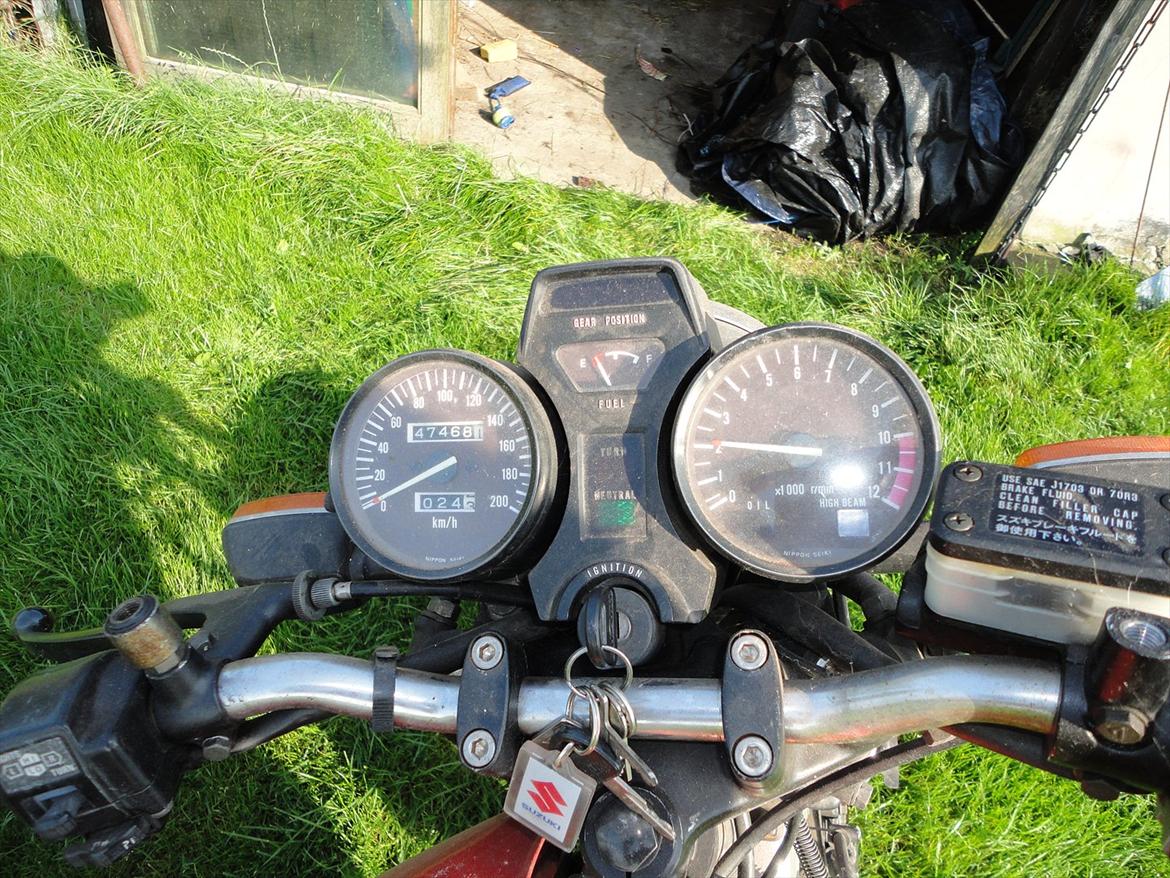 Suzuki GSX 400 F billede 6