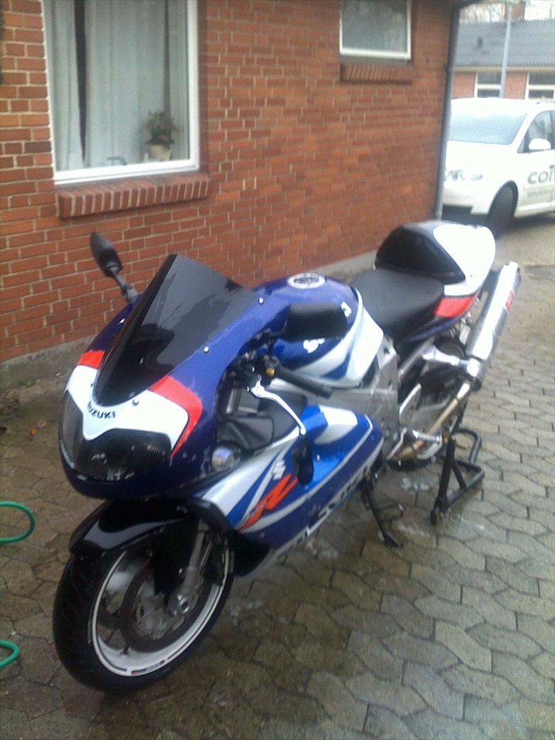 Suzuki TL1000R billede 12