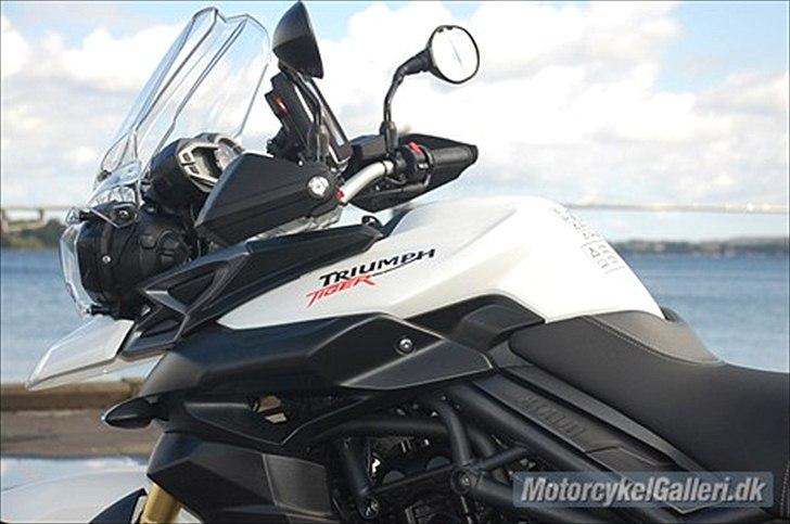 Triumph Tiger 800 billede 9