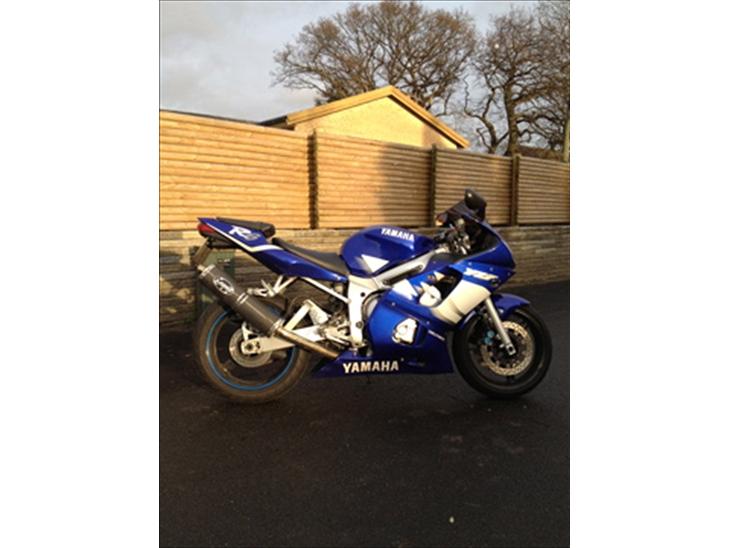 Yamaha YZF R6 Solgt billede 1