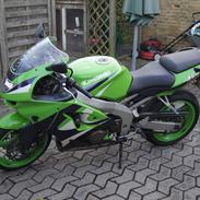 Kawasaki zx6r ninja