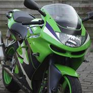 Kawasaki zx6r ninja