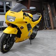 Honda cbr 600 f 