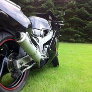 Suzuki GSX-R 400 R