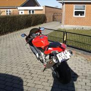 Aprilia RSV1000R (SOLGT!)