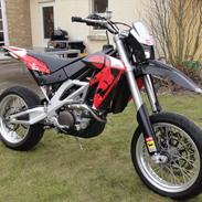 Aprilia SXV 550 - Supermotard