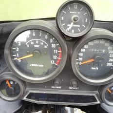 Kawasaki GPz900R - SOLGT! 