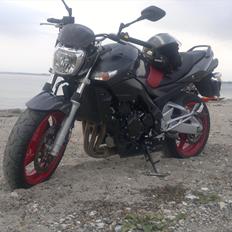 Suzuki Gsr 600 A