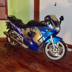 Suzuki GSX600FS