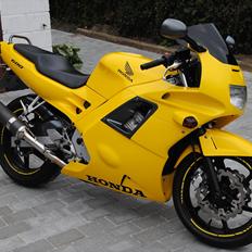 Honda cbr 600 f 