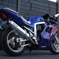 Suzuki gsxr 750