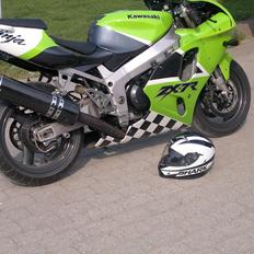 Kawasaki zx7R