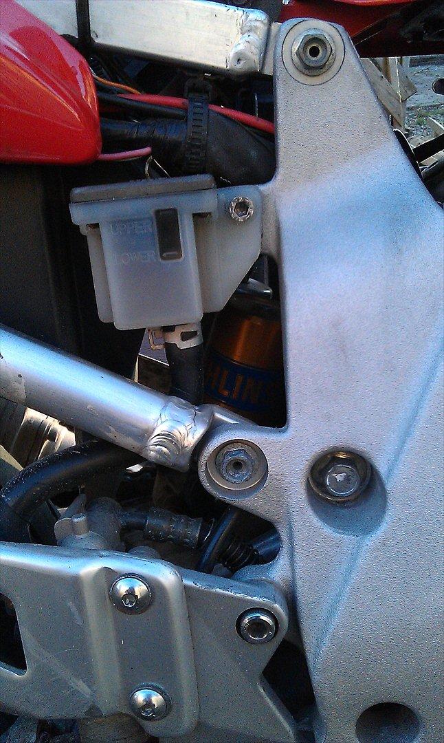 Suzuki TL1000S (Solgt) - Öhlins bagdæmper billede 16