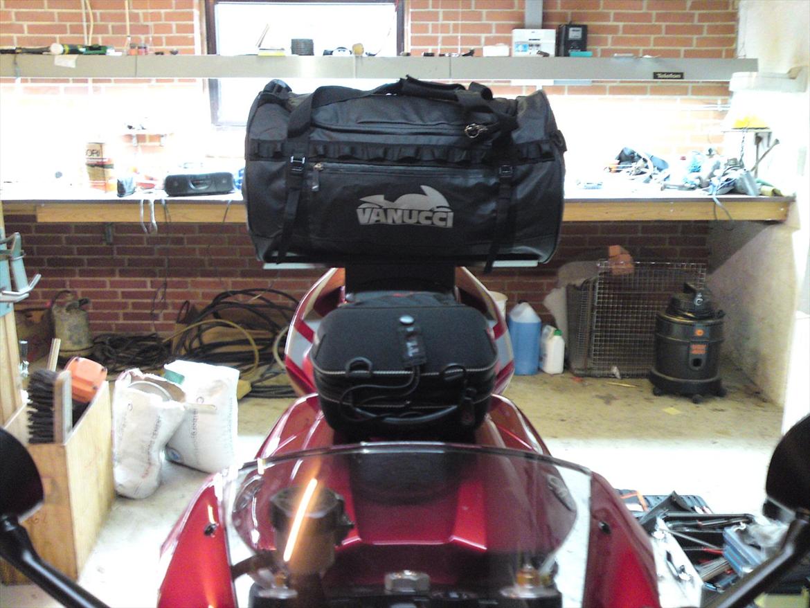 Yamaha R1 billede 11