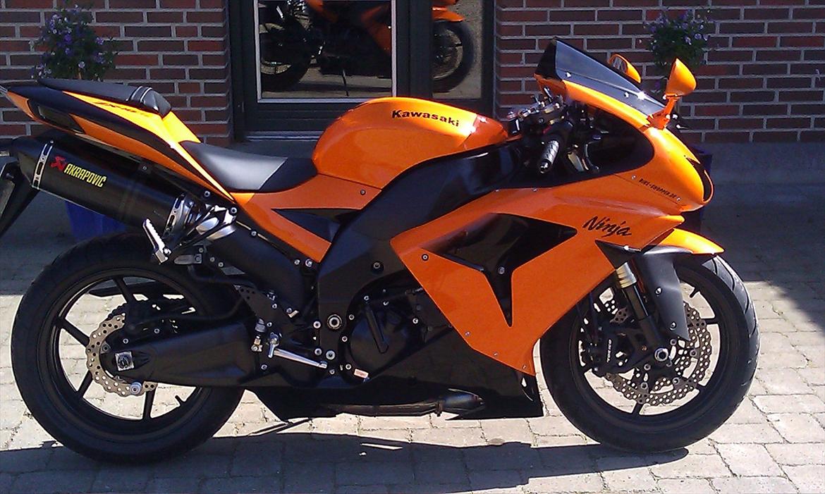 Kawasaki ZX 10 R billede 1