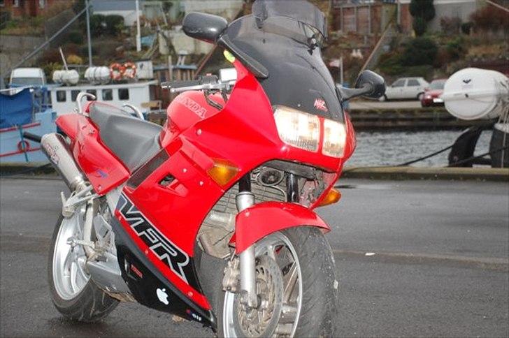 Honda VFR 750 RC36 - SOLGT billede 7