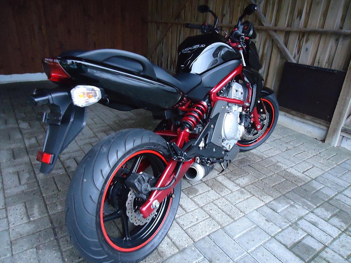 Kawasaki ER6n billede 12