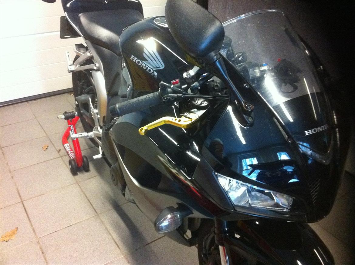 Honda CBR 600 RR PC40 billede 2