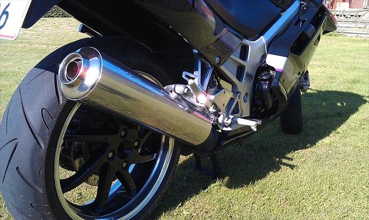 Honda VFR750F billede 7