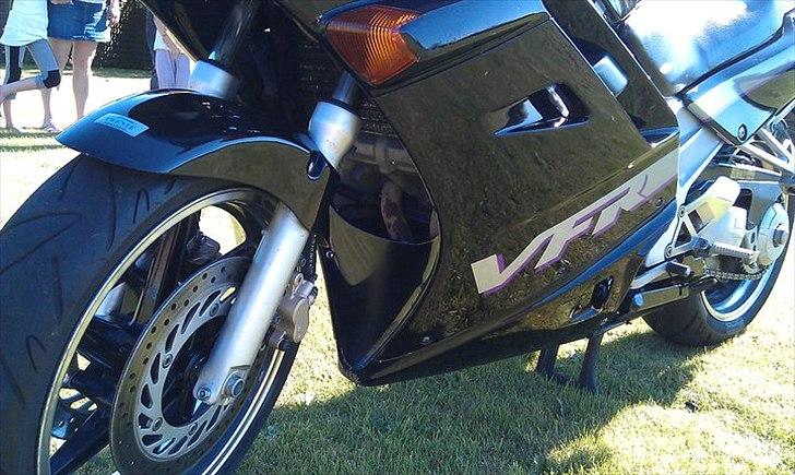 Honda VFR750F billede 8