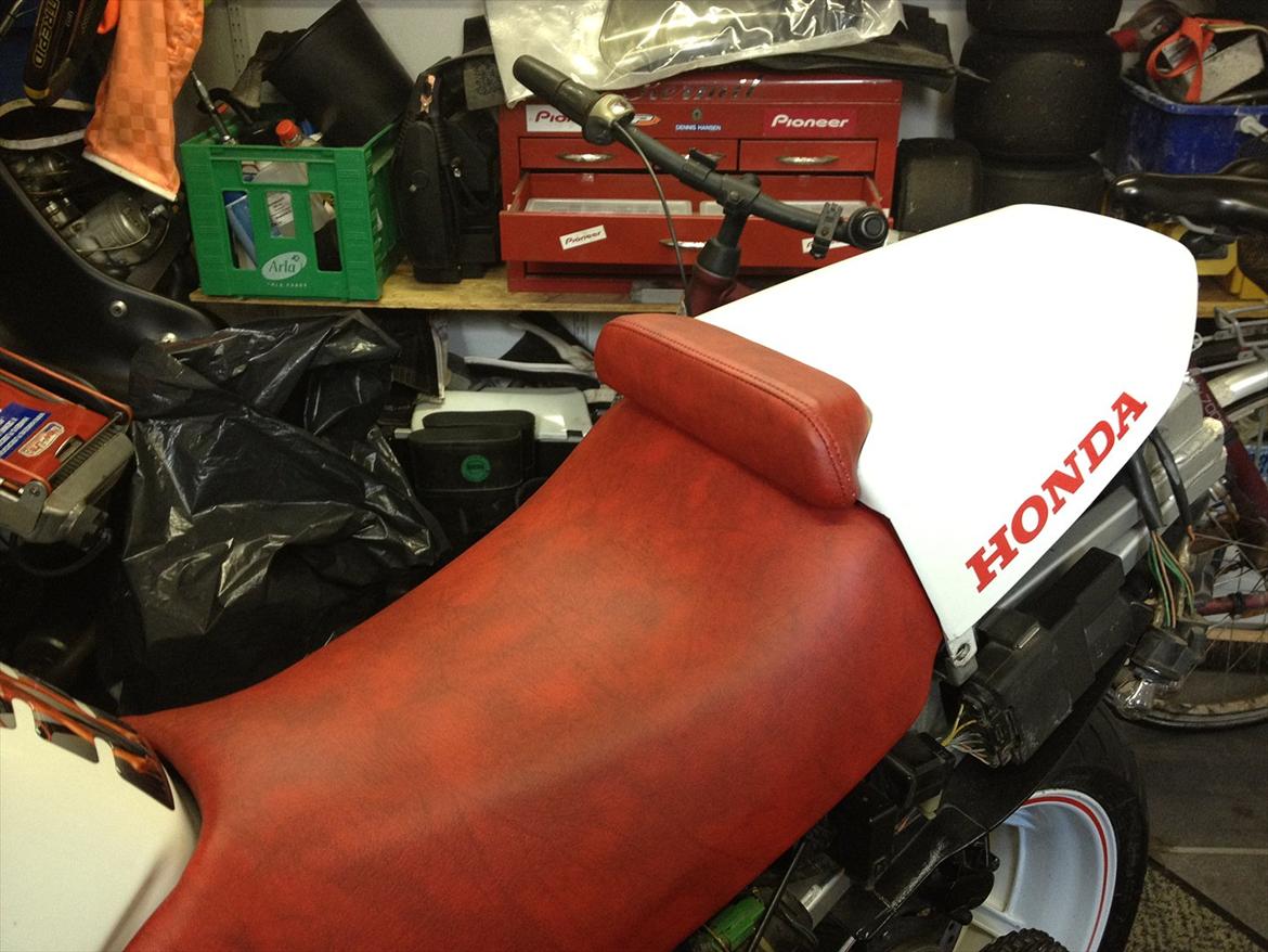 Honda VFR 750 F billede 20